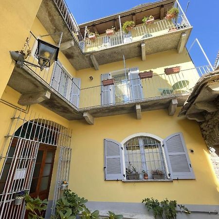 Il Cortiletto Apartment Domodossola Bagian luar foto
