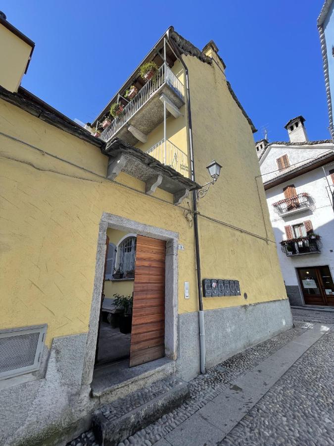 Il Cortiletto Apartment Domodossola Bagian luar foto